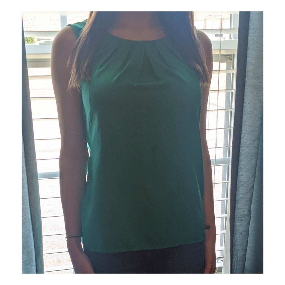 Small Merona Blouse. - Picture 4 of 5